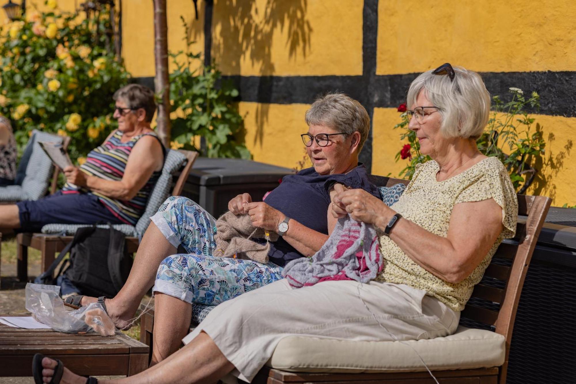 Pension Slaegtsgaarden Allinge-Sandvig Dış mekan fotoğraf